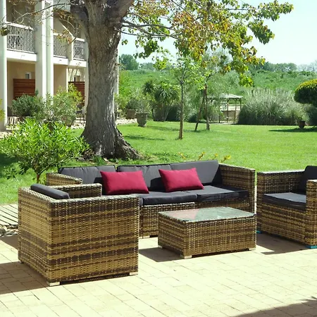 Hotel Des Ponts D'arles