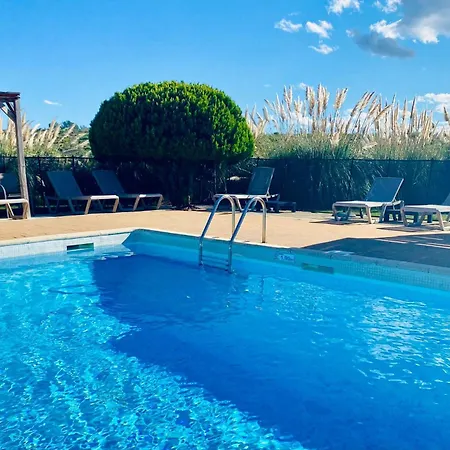 Hotel Des Ponts D'arles