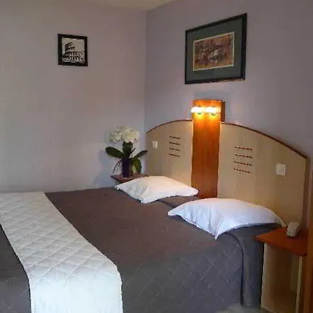 Des Ponts D'arles Hotel Arles