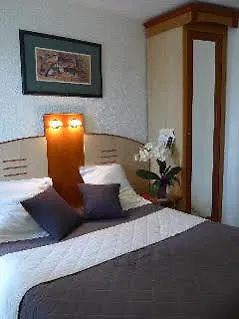Hotel Des Ponts D'arles Arles